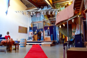 The Intimate Interactive Stage